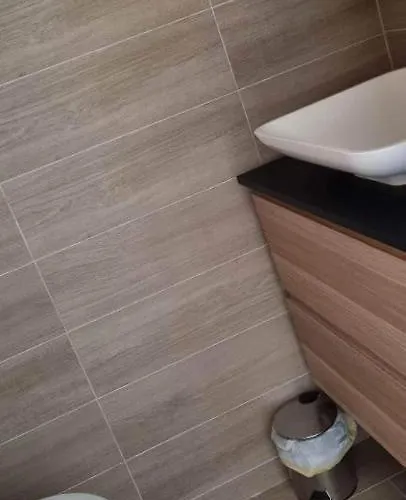 La Meridienne 2 A 4 Personnes Le Lavandou